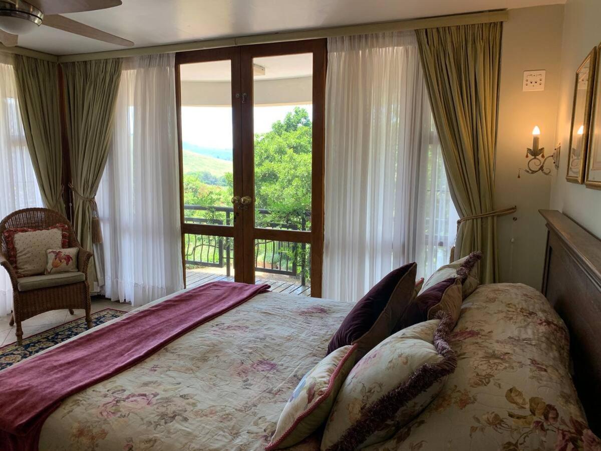Mountain Rose Guesthouse Луис Трикард Екстериор снимка