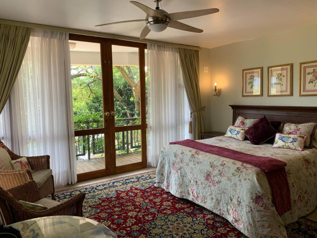 Mountain Rose Guesthouse Луис Трикард Екстериор снимка