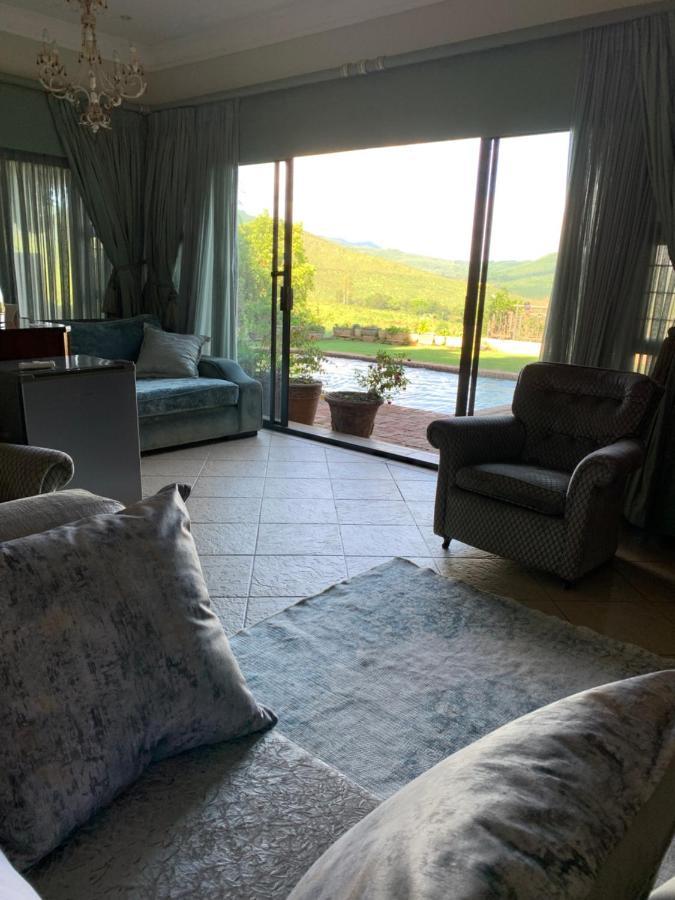 Mountain Rose Guesthouse Луис Трикард Екстериор снимка