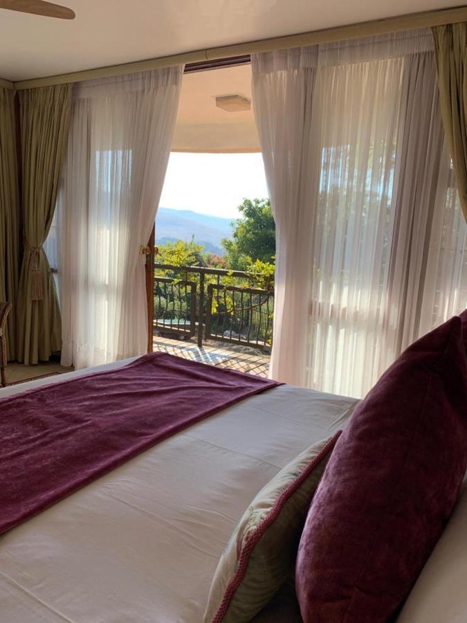 Mountain Rose Guesthouse Луис Трикард Екстериор снимка